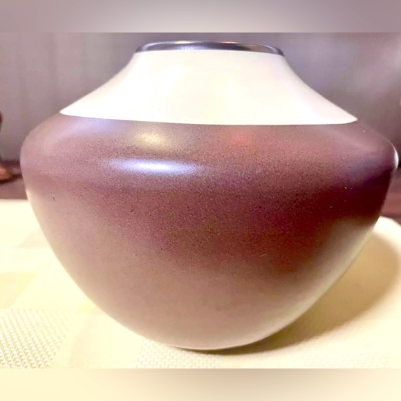 The Phillips Collection The Art of Decoration Brown White Studio Pottery Vase - Picture 2 of 7